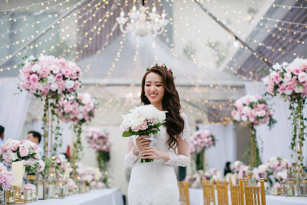 Photo by Mcs Wedding Gallery. theweddingnotebook.com