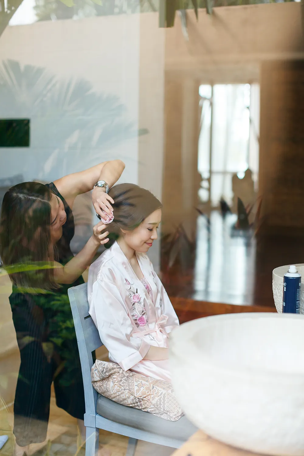 Christian Louboutin soft pink bridal shoes. WeFreeze Photography. theweddingnotebook.com