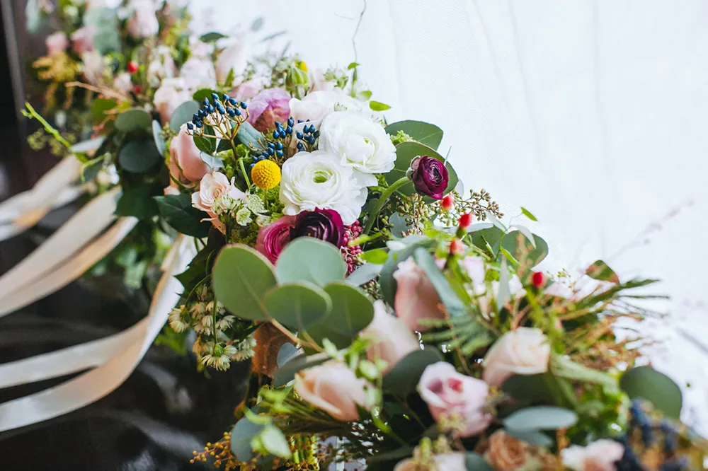 Photo by ZA Gallery. theweddingnotebook.com