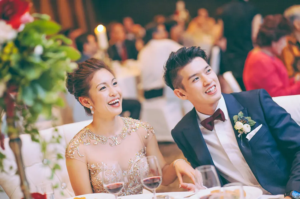 Photo by ZA Gallery. theweddingnotebook.com