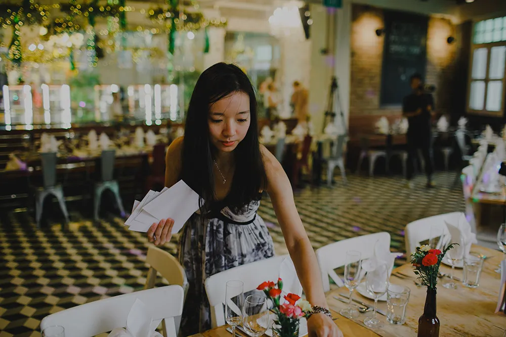 Photo by Samuel Goh Photography. theweddingnotebook.com