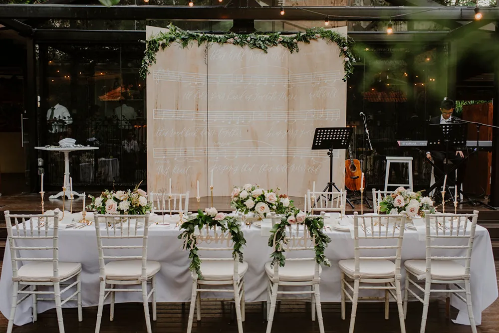 Photo by Bloc Memoire Photography. theweddingnotebook.com