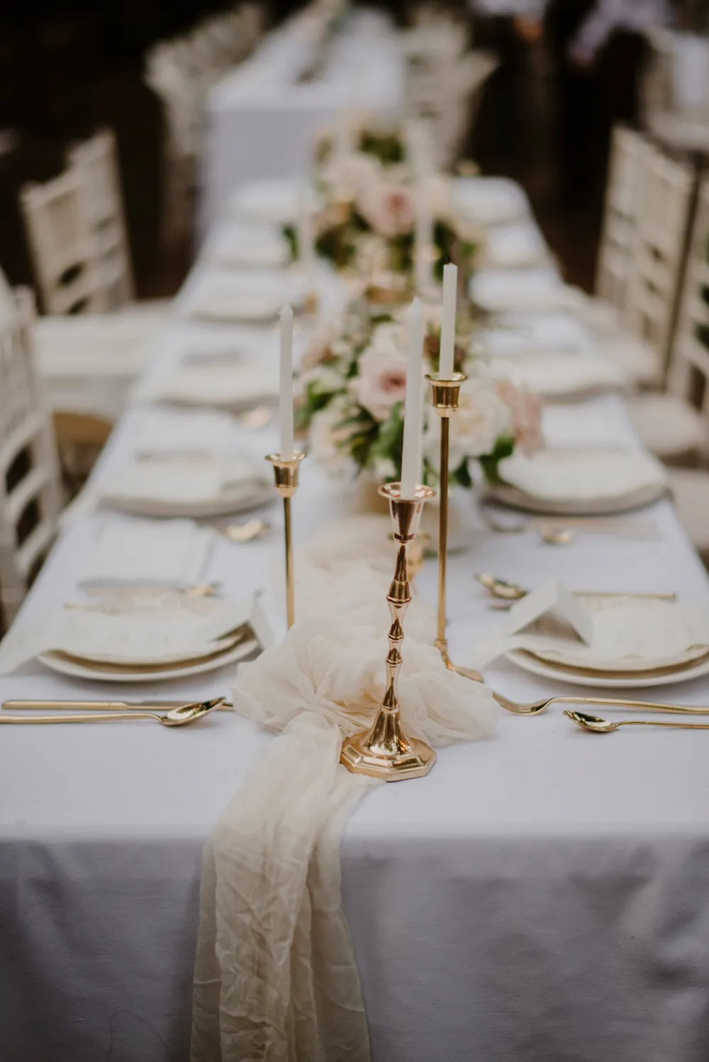 Photo by Bloc Memoire Photography. theweddingnotebook.com