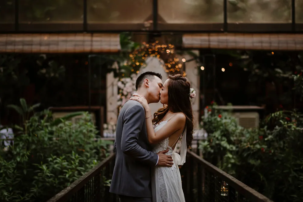 Photo by Bloc Memoire Photography. theweddingnotebook.com