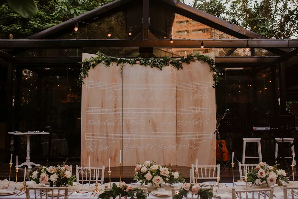 Photo by Bloc Memoire Photography. theweddingnotebook.com