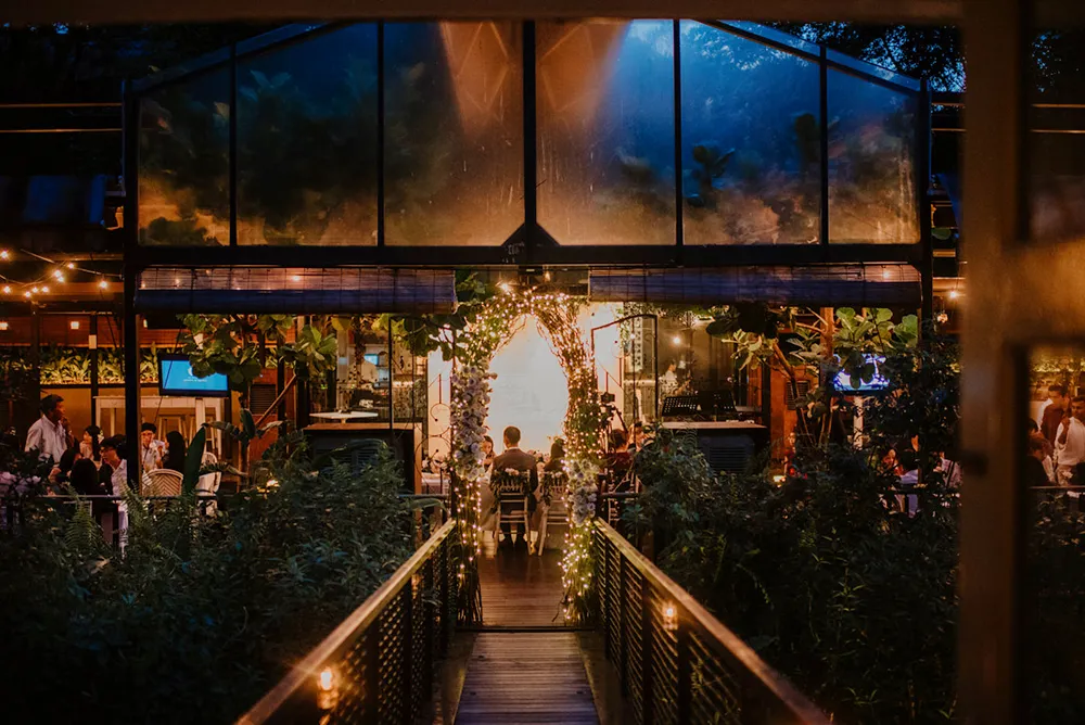 Photo by Bloc Memoire Photography. theweddingnotebook.com