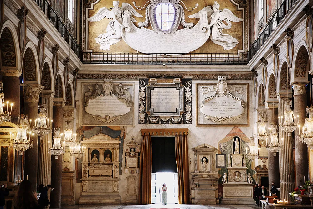 Photo by Axioo Photography. theweddingnotebook.com