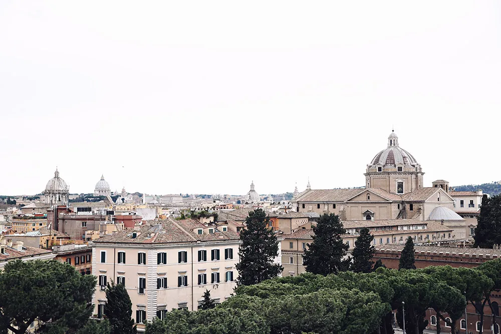 Photo by Axioo Photography. theweddingnotebook.com