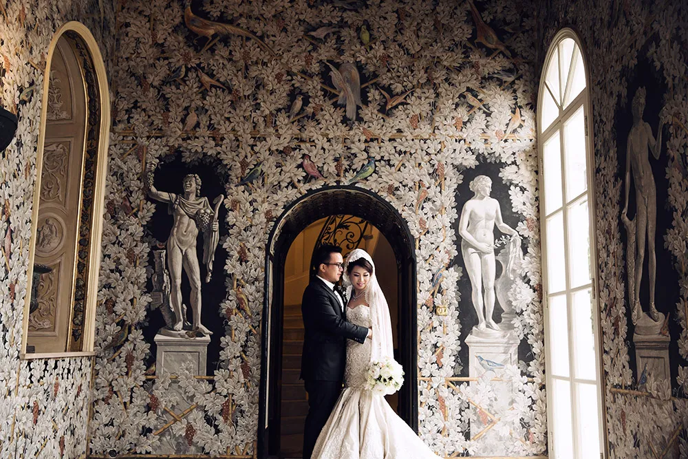 Photo by Axioo Photography. theweddingnotebook.com