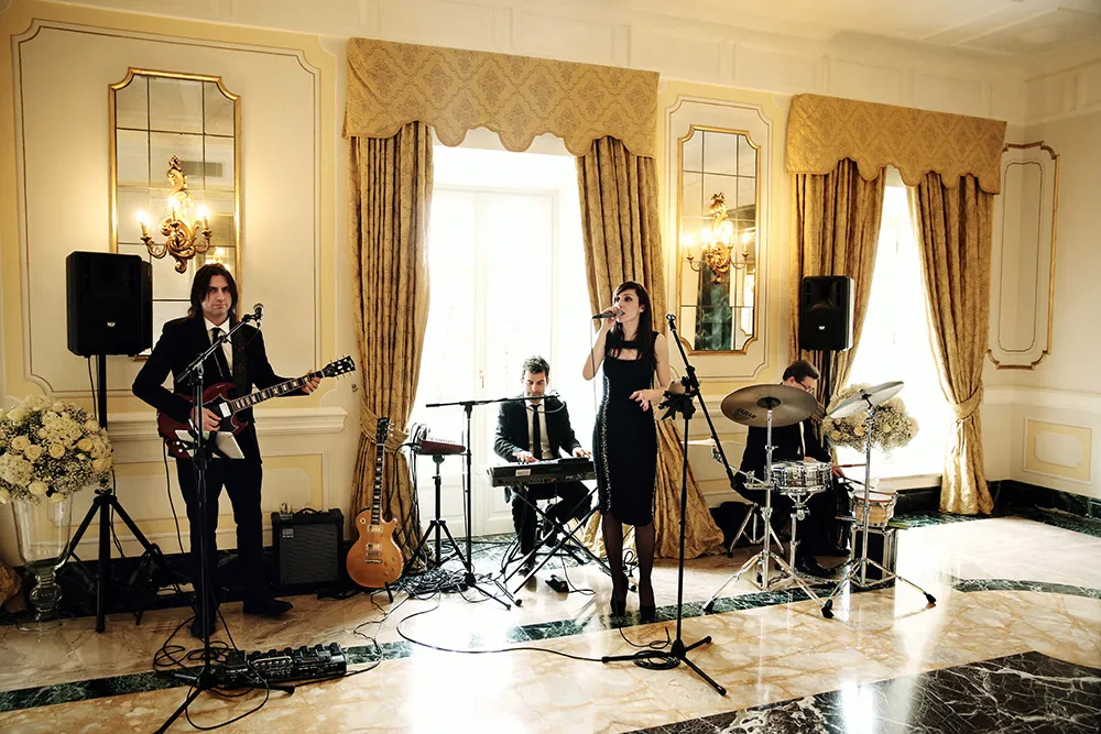 Photo by Axioo Photography. theweddingnotebook.com