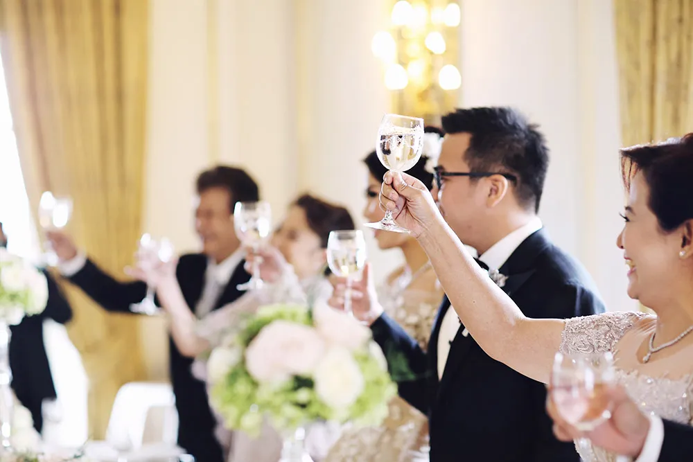 Photo by Axioo Photography. theweddingnotebook.com