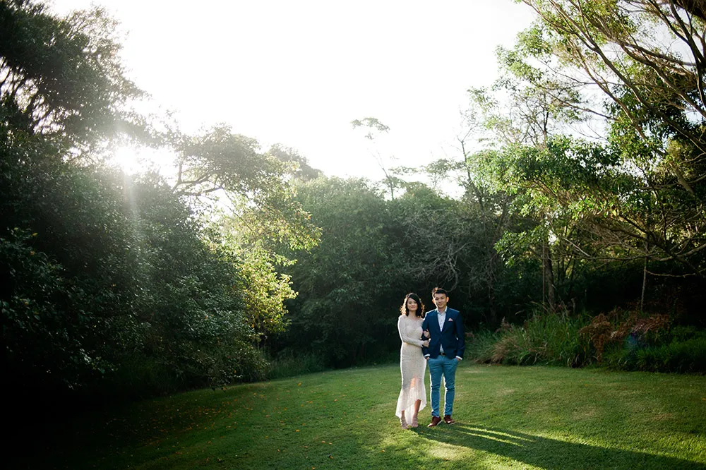 Photo by Tealily Photography. theweddingnotebook.com