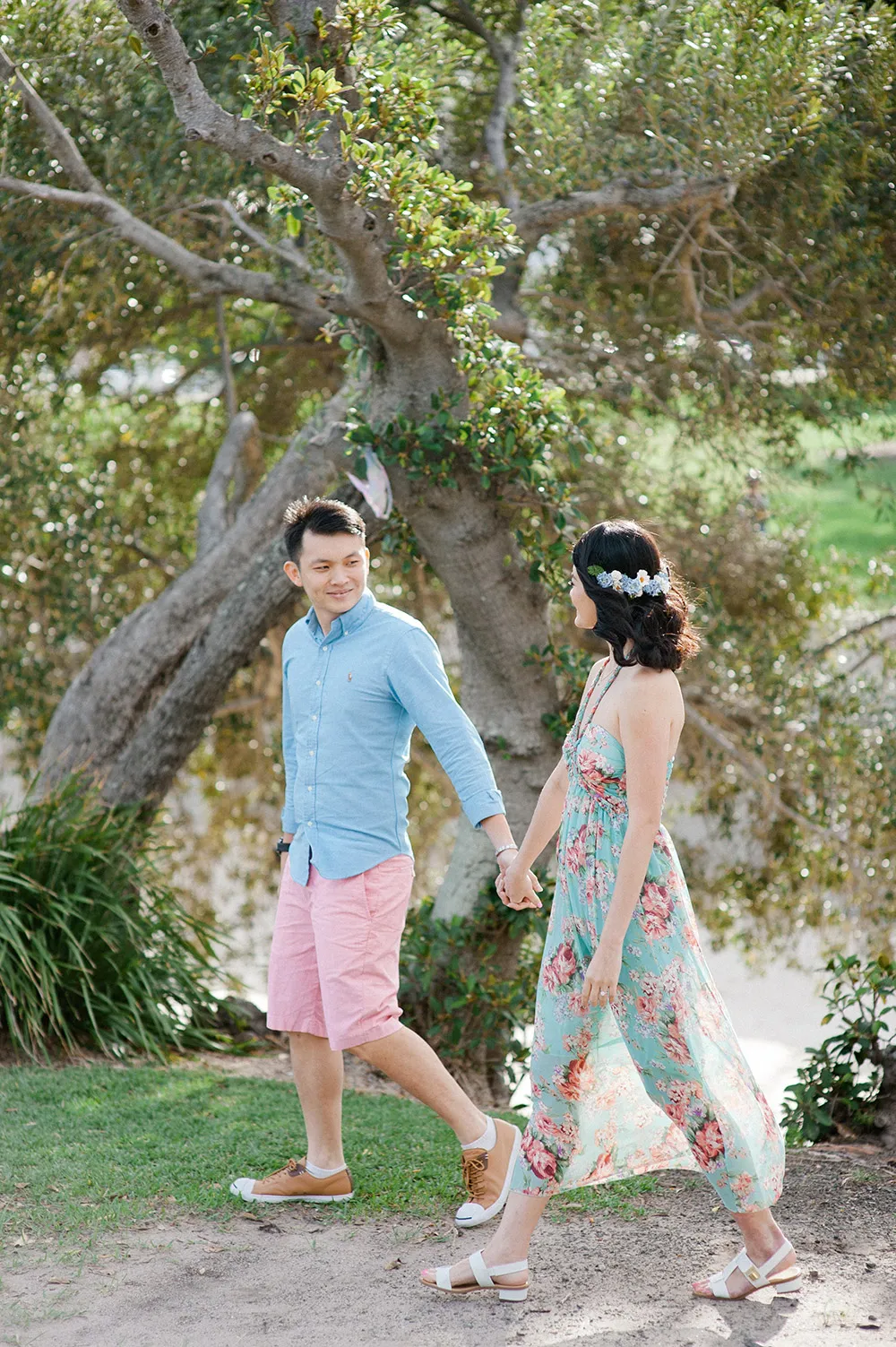 Photo by Tealily Photography. theweddingnotebook.com