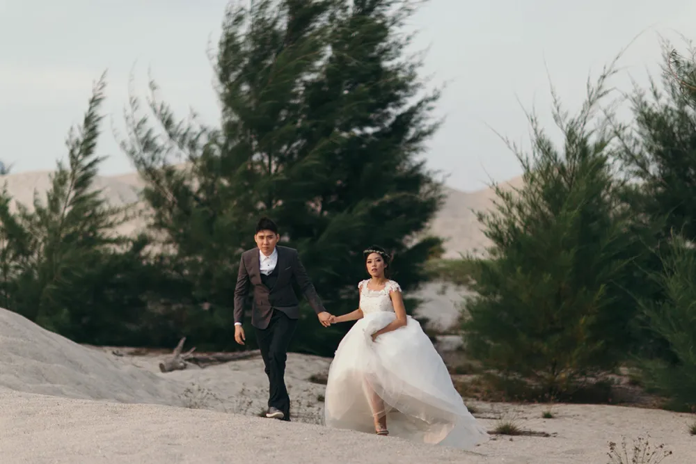 Daphne Ng Photography. theweddingnotebook.com