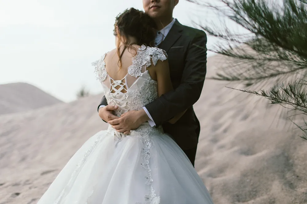 Daphne Ng Photography. theweddingnotebook.com