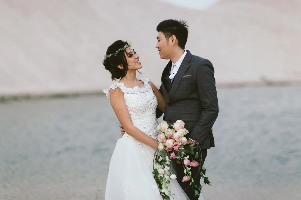 Daphne Ng Photography. theweddingnotebook.com