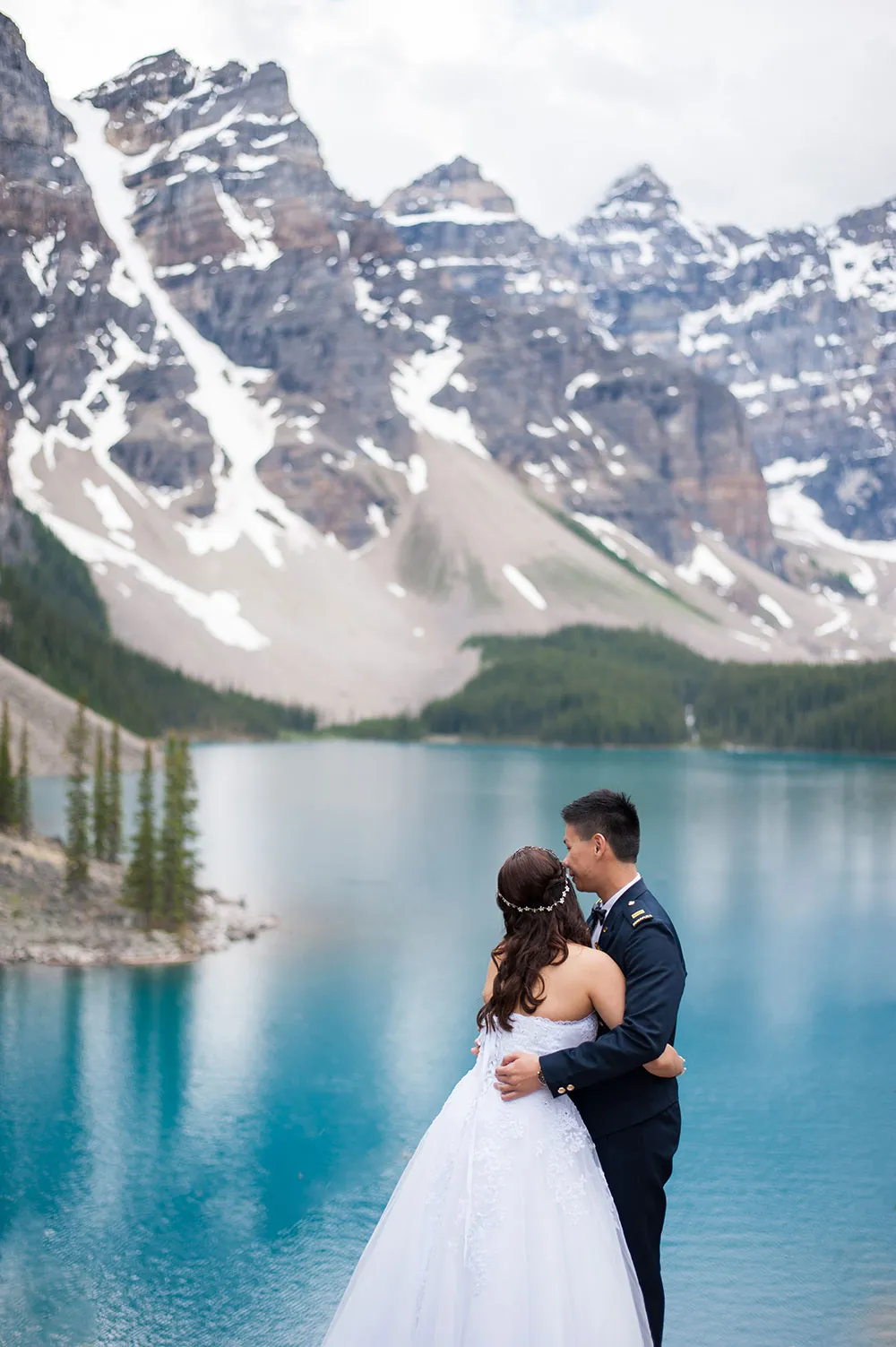 Photo by Rene Tate Photography. theweddingnotebook.com