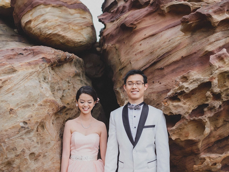 Bridal Portraits In The Picturesque Outdoors Of Taipei