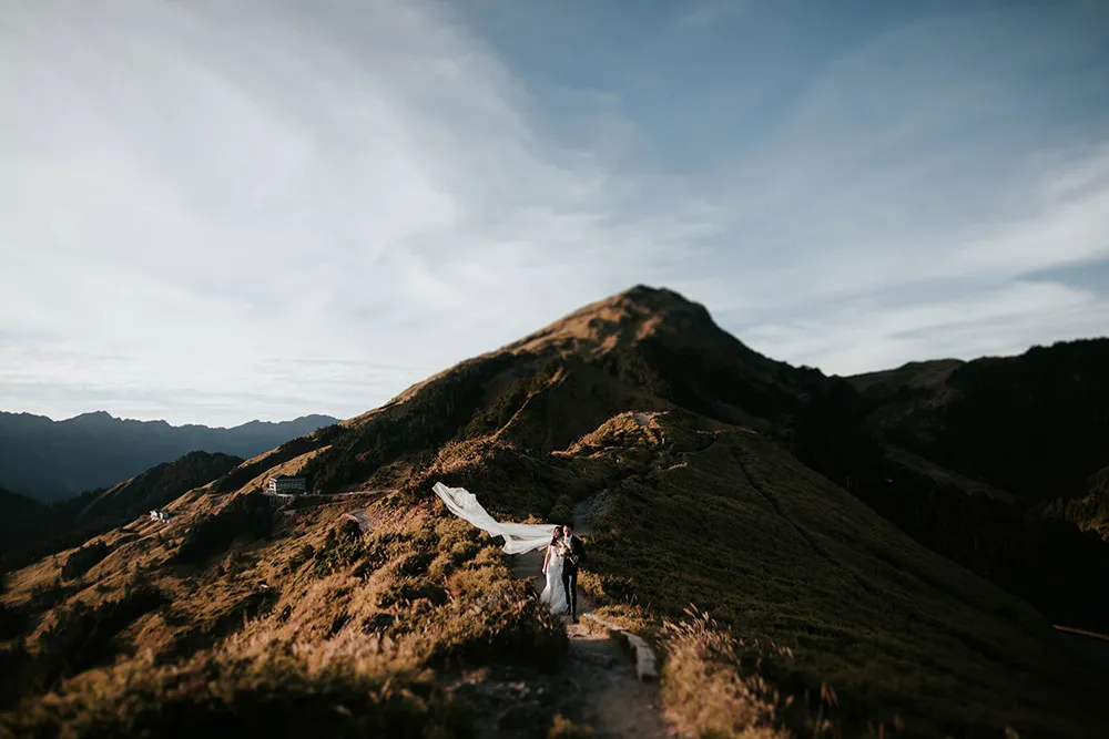 Photo by pixioo. theweddingnotebook.com