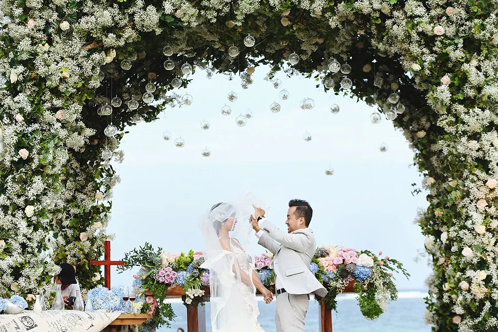 Photo by Axioo. theweddingnotebook.com