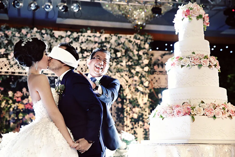 Photo by Axioo. theweddingnotebook.com