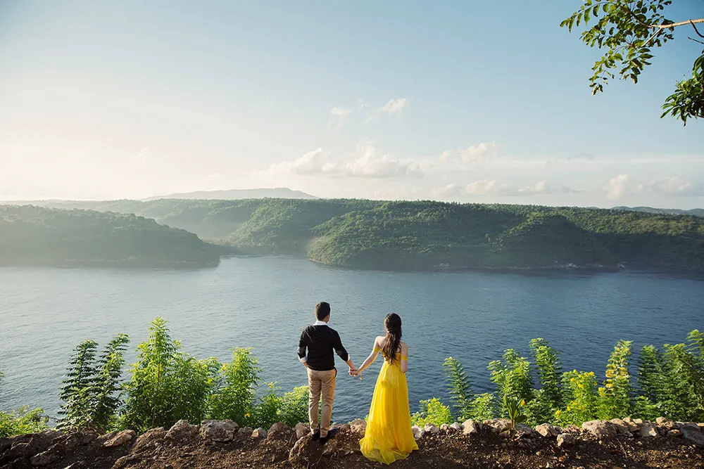 Photo by Axioo. theweddingnotebook.com