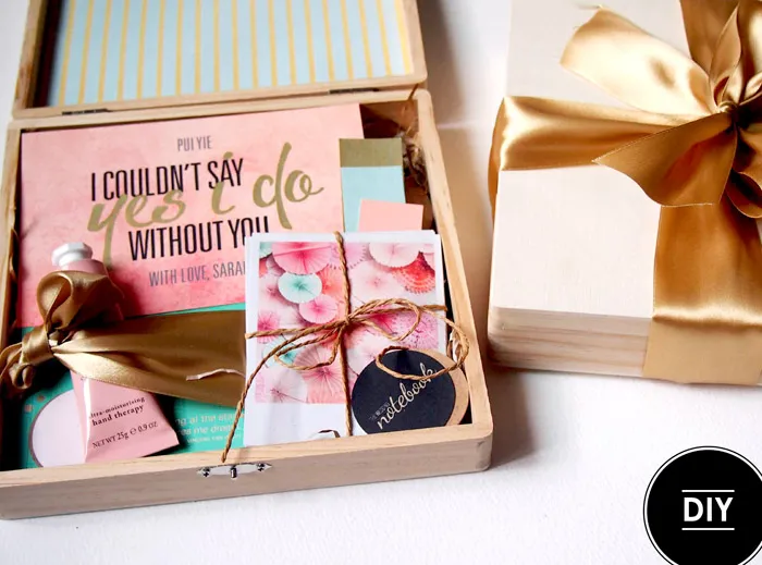 How to make your own 'Be My Bridesmaids' boxes. theweddingnotebook.com