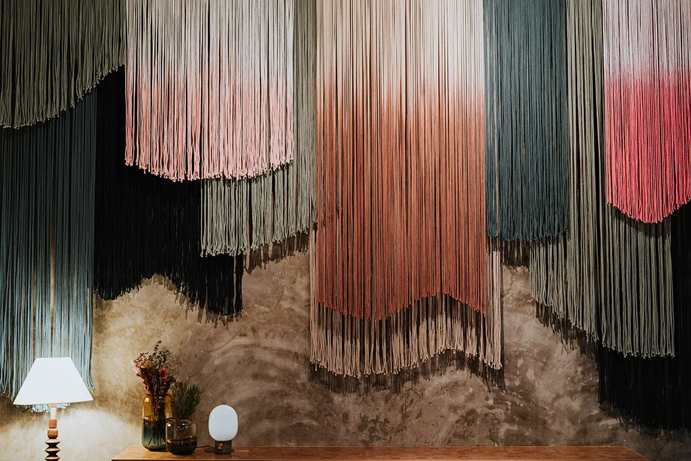 Photo by Louis Gan Photography. theweddingnotebook.com