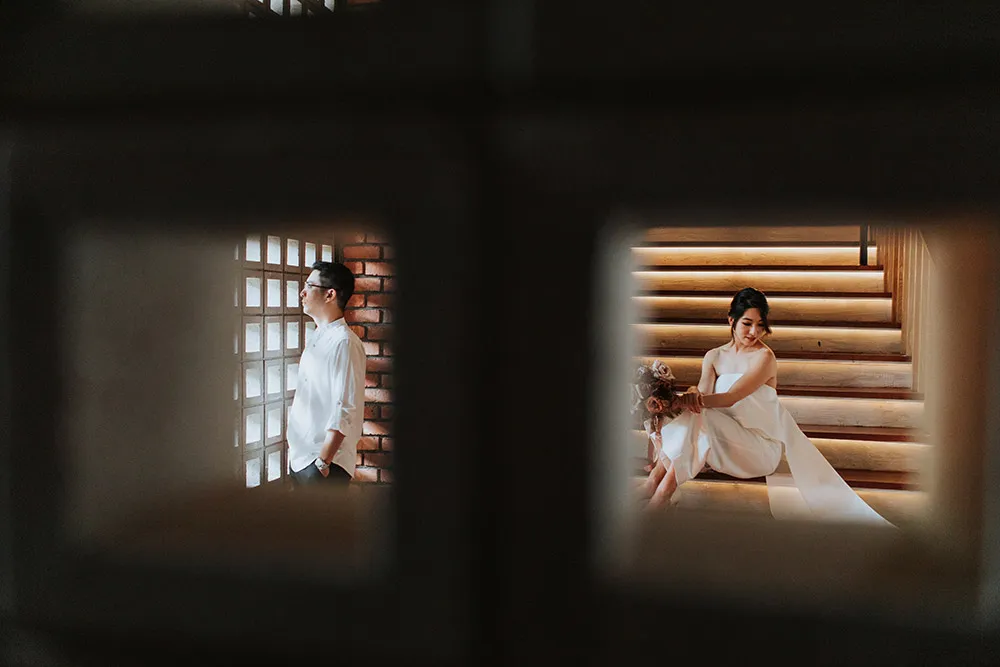 Photo by Louis Gan Photography. theweddingnotebook.com