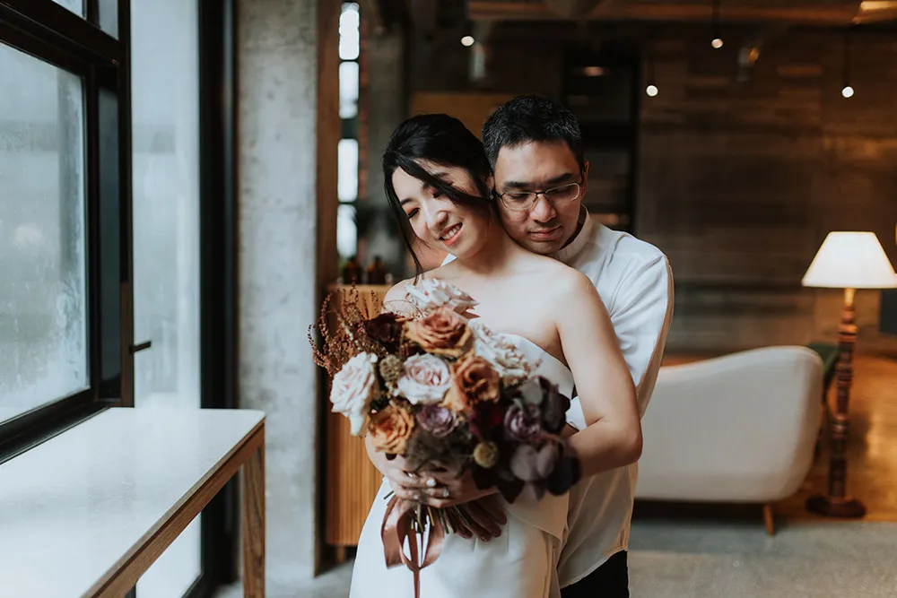 Photo by Louis Gan Photography. theweddingnotebook.com