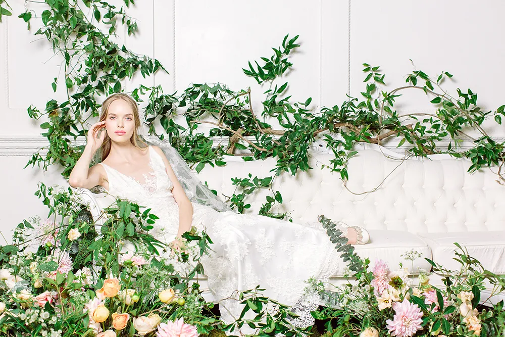 Persephone - Claire Pettibone 2017 Bridal Collection. Photo by Kayla Barker. theweddingnotebook.com