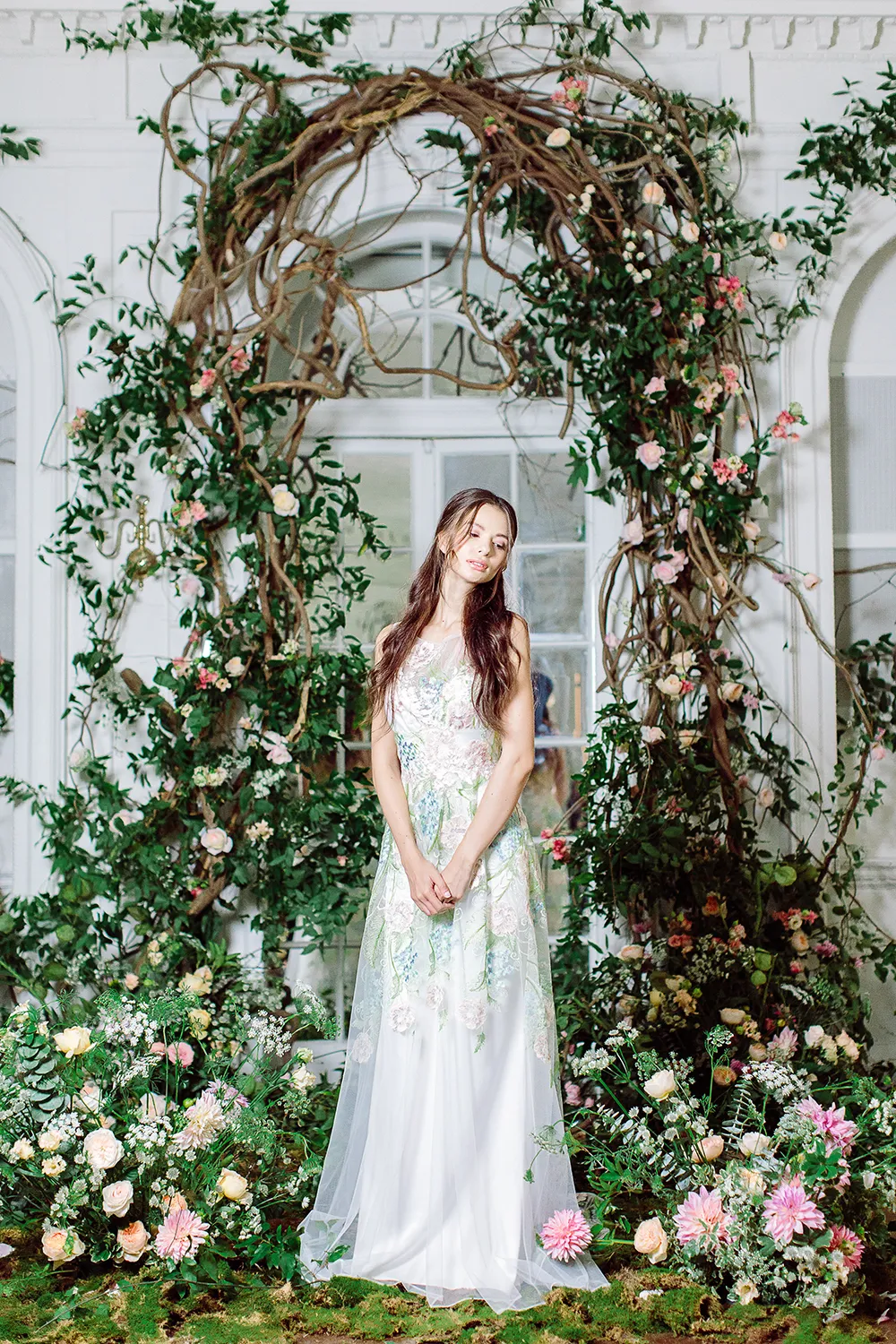 Maia - Claire Pettibone 2017 Bridal Collection. Photo by Kayla Barker. theweddingnotebook.com