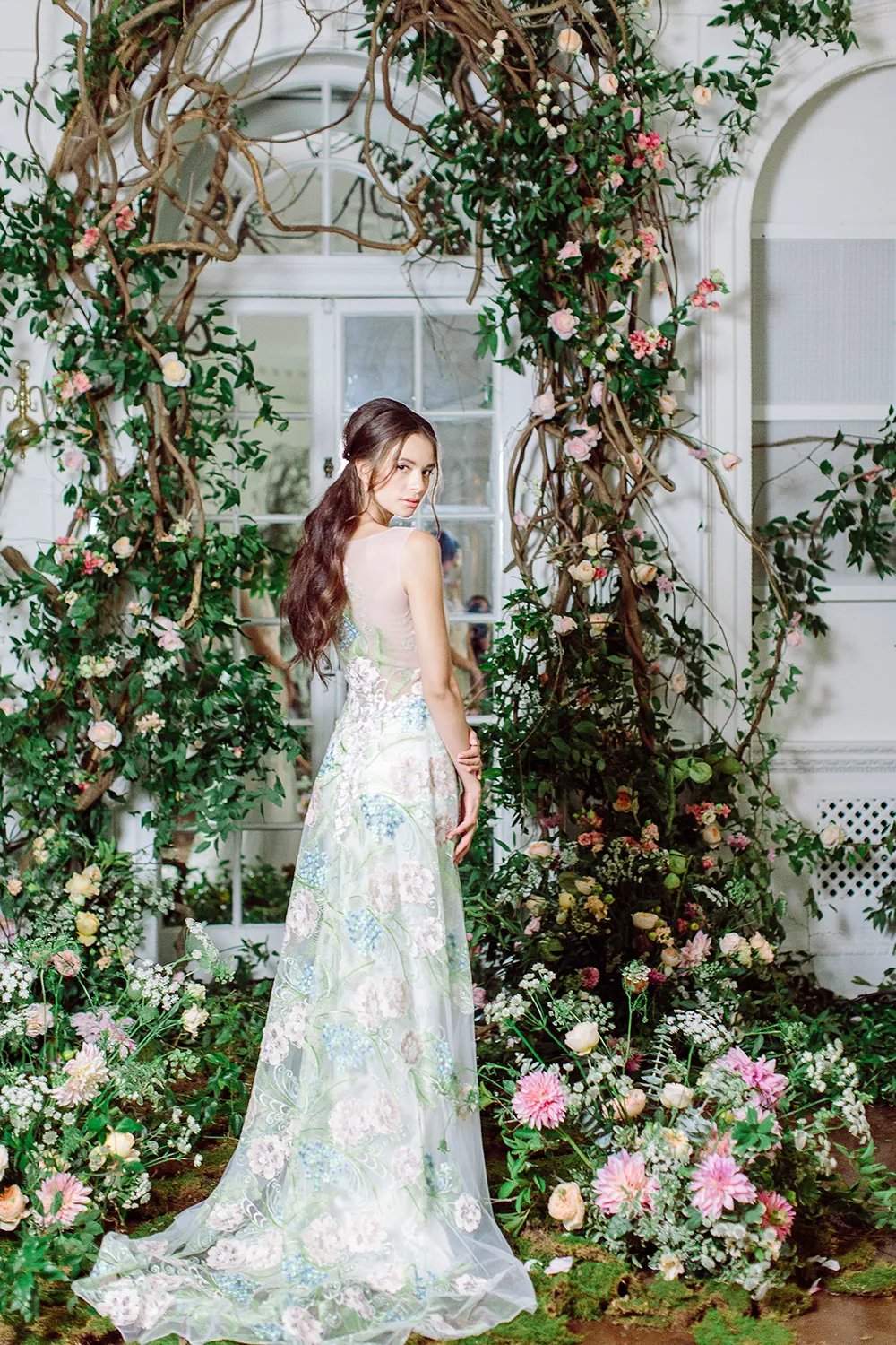 Maia - Claire Pettibone 2017 Bridal Collection. Photo by Kayla Barker. theweddingnotebook.com