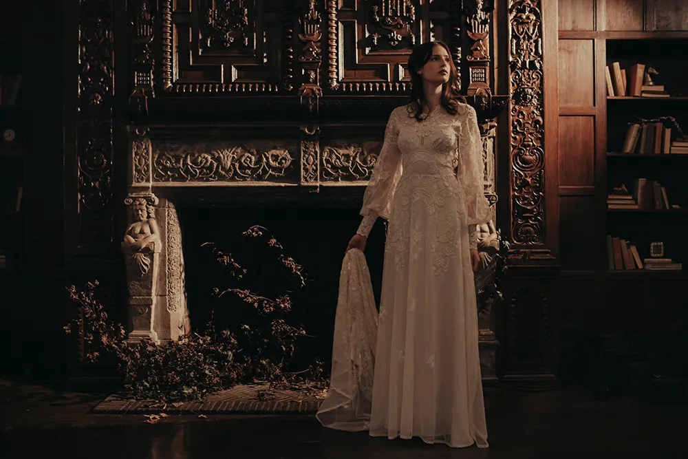 Chrysanthemum - Claire Pettibone 2017 Bridal Collection. Photo by Dan O’Day. theweddingnotebook.com