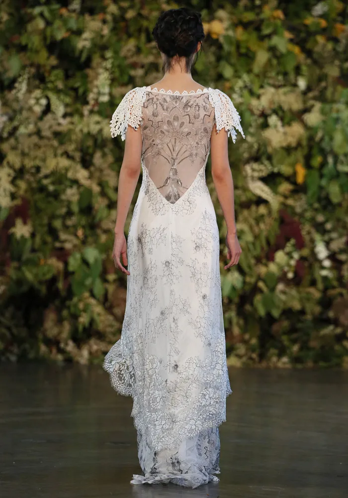 Basilica – Claire Pettibone Fall 2015 Collection. theweddingnotebook.com