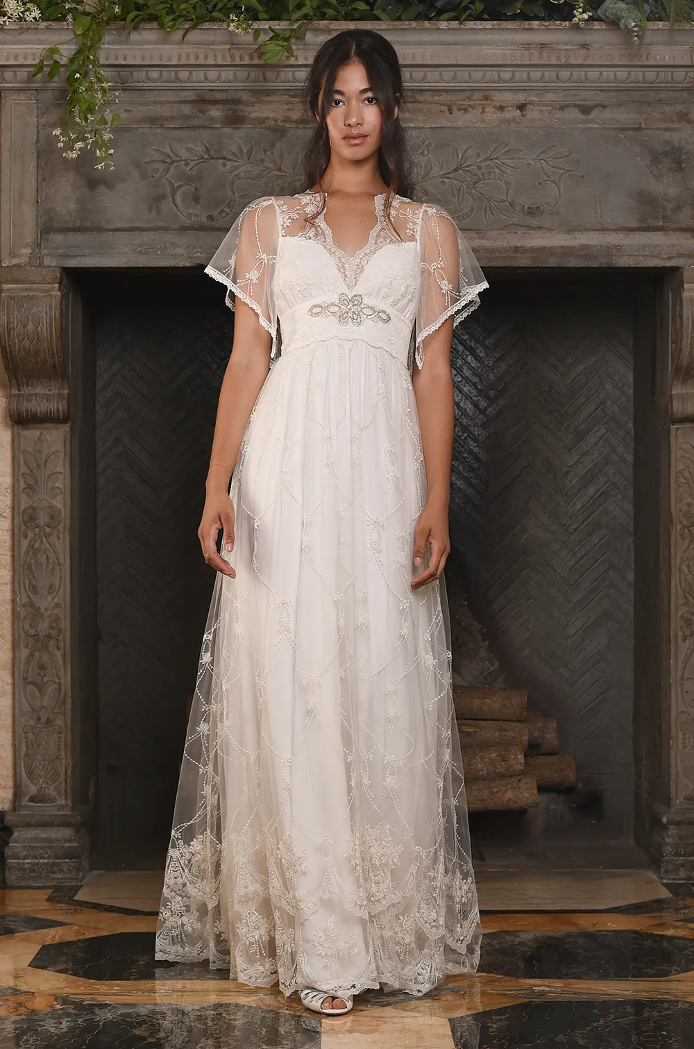 Theia - Claire Pettibone 2017 Collection. theweddingnotebook.com