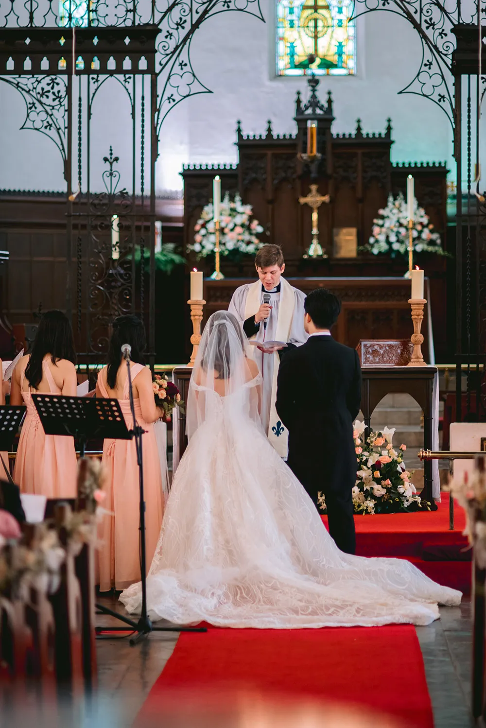 Photo by MJK Photography. theweddingnotebook.com