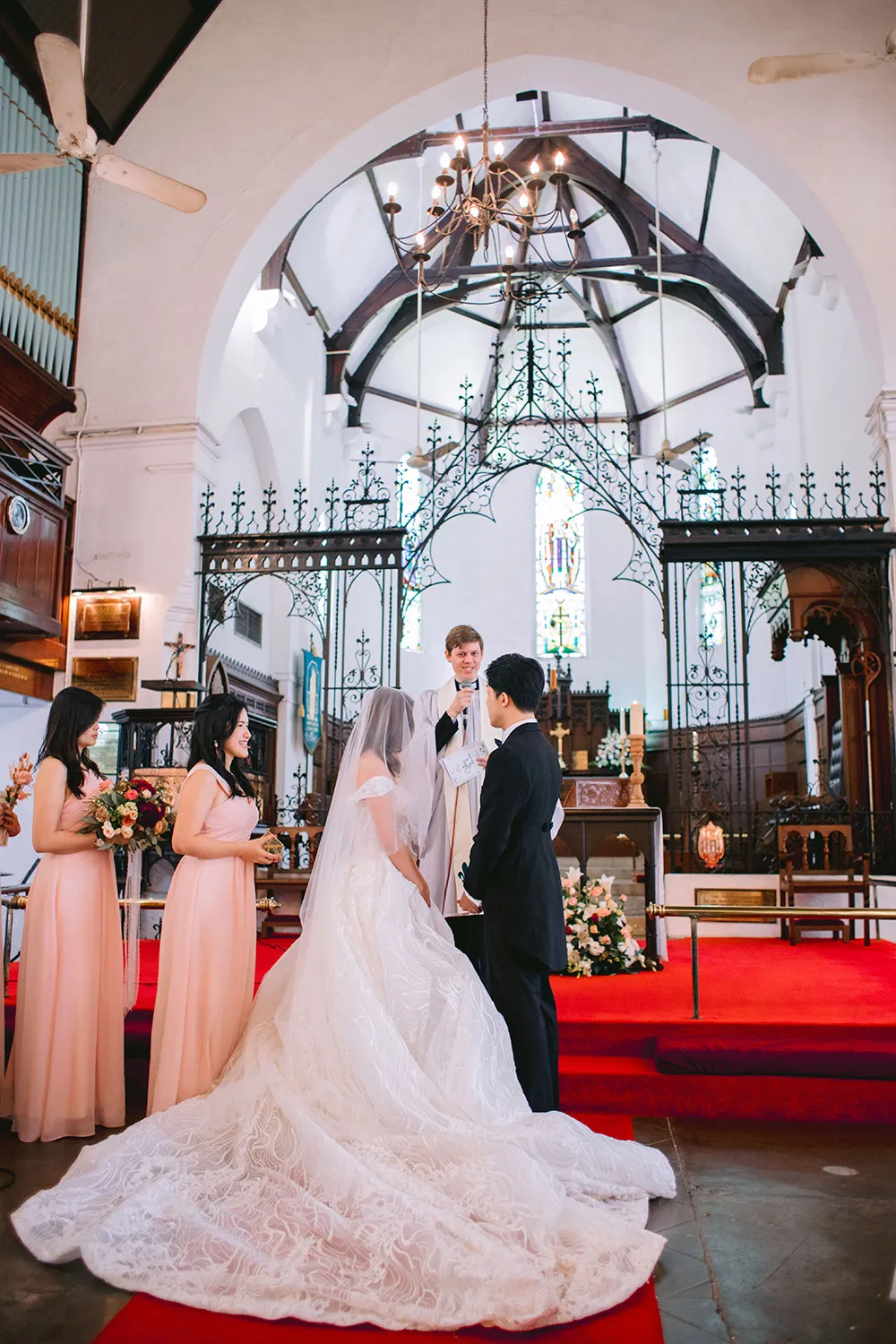 Photo by MJK Photography. theweddingnotebook.com