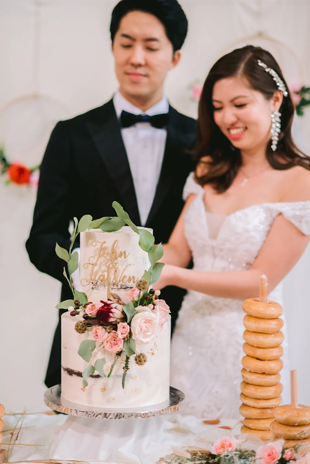 Photo by MJK Photography. theweddingnotebook.com