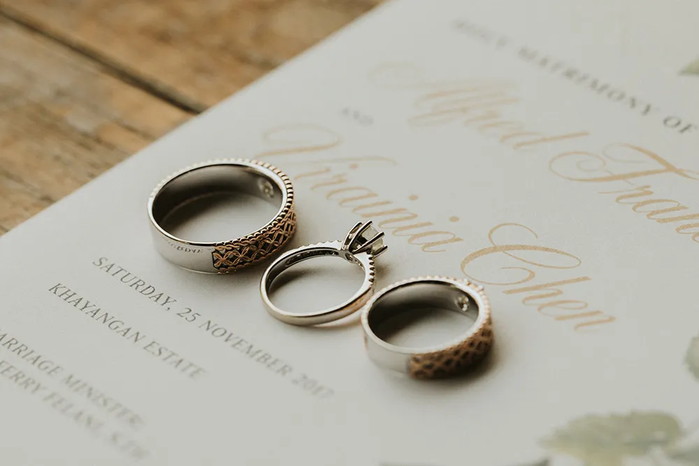 Photo by Iluminen. theweddingnotebook.com