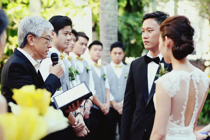 Photo by One Eye Click. theweddingnotebook.com