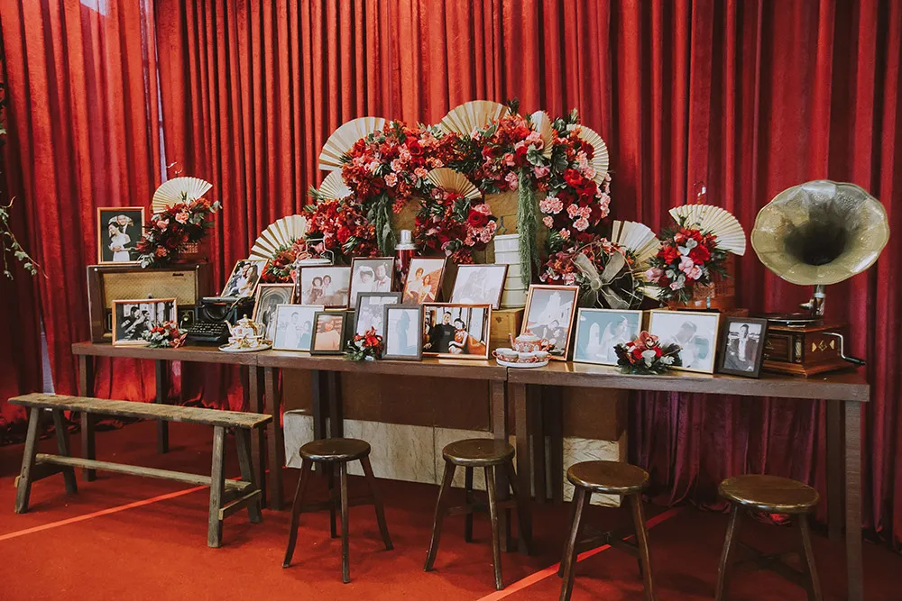 Photo by Louis Loo Photography. theweddingnotebook.com