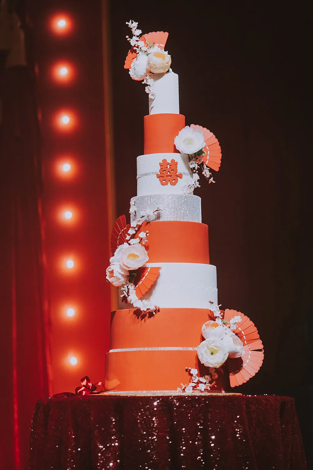 Photo by Louis Loo Photography. theweddingnotebook.com