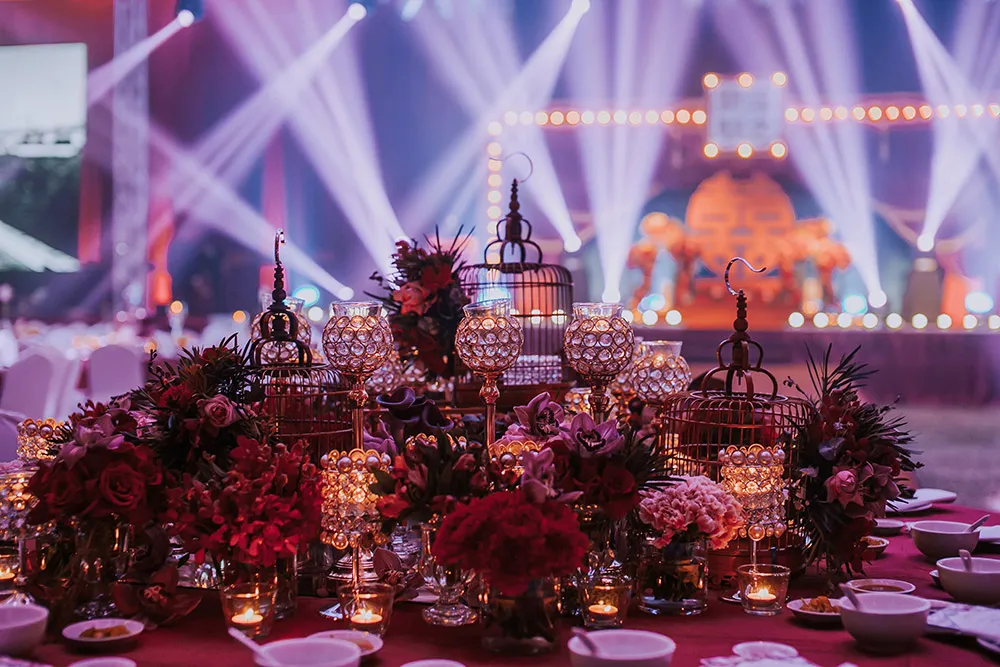 Photo by Louis Loo Photography. theweddingnotebook.com