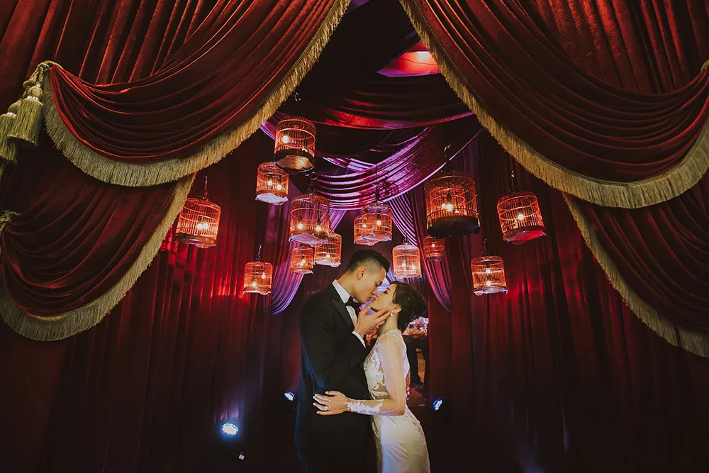 Photo by Louis Loo Photography. theweddingnotebook.com