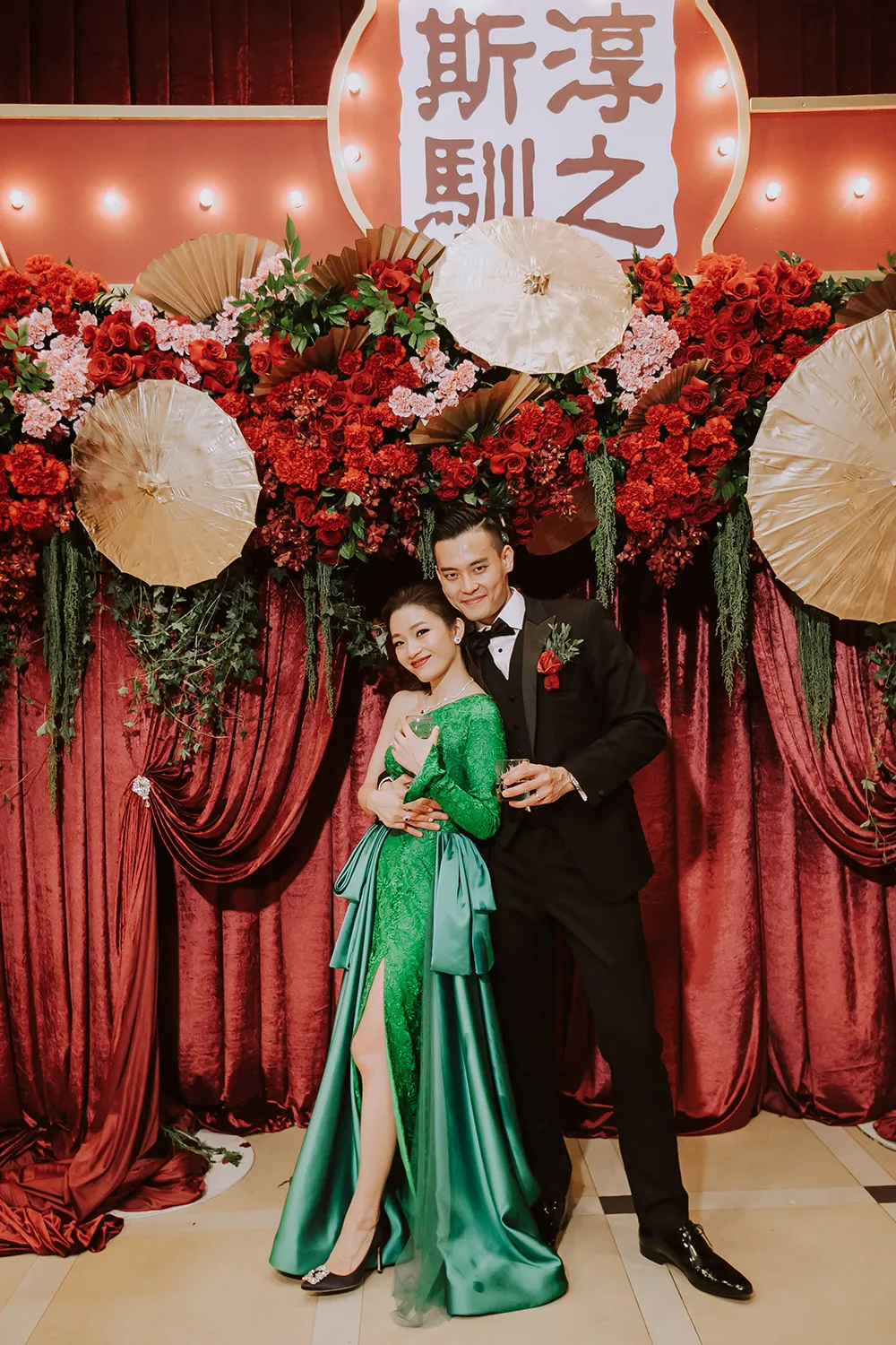 Photo by Louis Loo Photography. theweddingnotebook.com