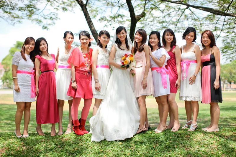 colourful themed bridesmaids. Anna Rina Photography