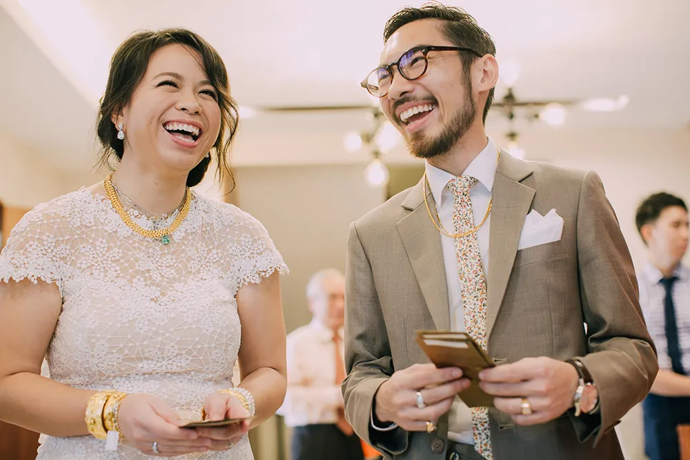 Photo by Hellojanelee Photography. theweddingnotebook.com