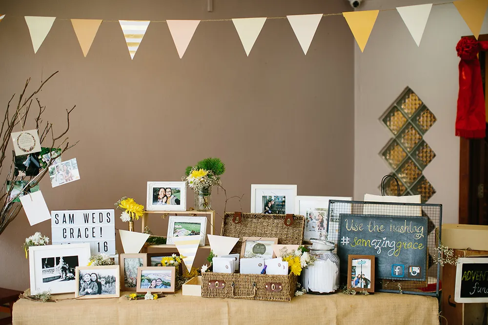 Photo by Hellojanelee Photography. theweddingnotebook.com