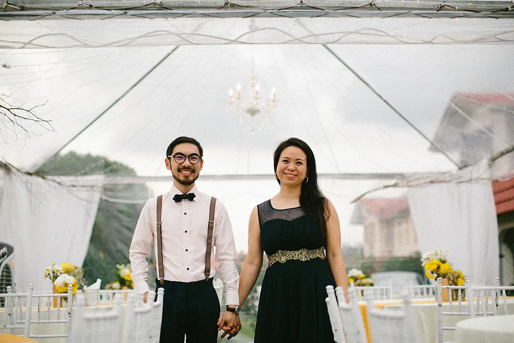 Photo by Hellojanelee Photography. theweddingnotebook.com